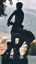 Cheiron- und Achilleus-Brunnen in Chur